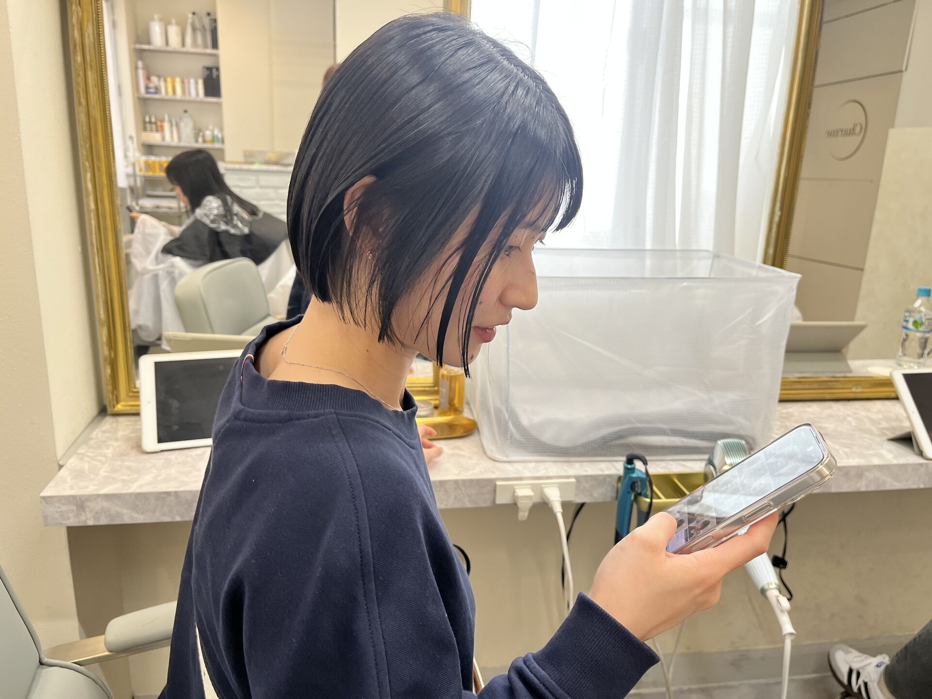 切りっぱなしボブ